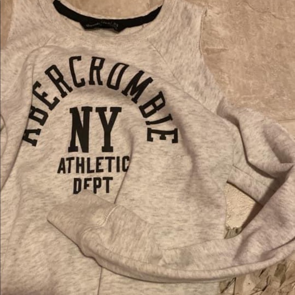 Abercrombie - Picture 1 of 1